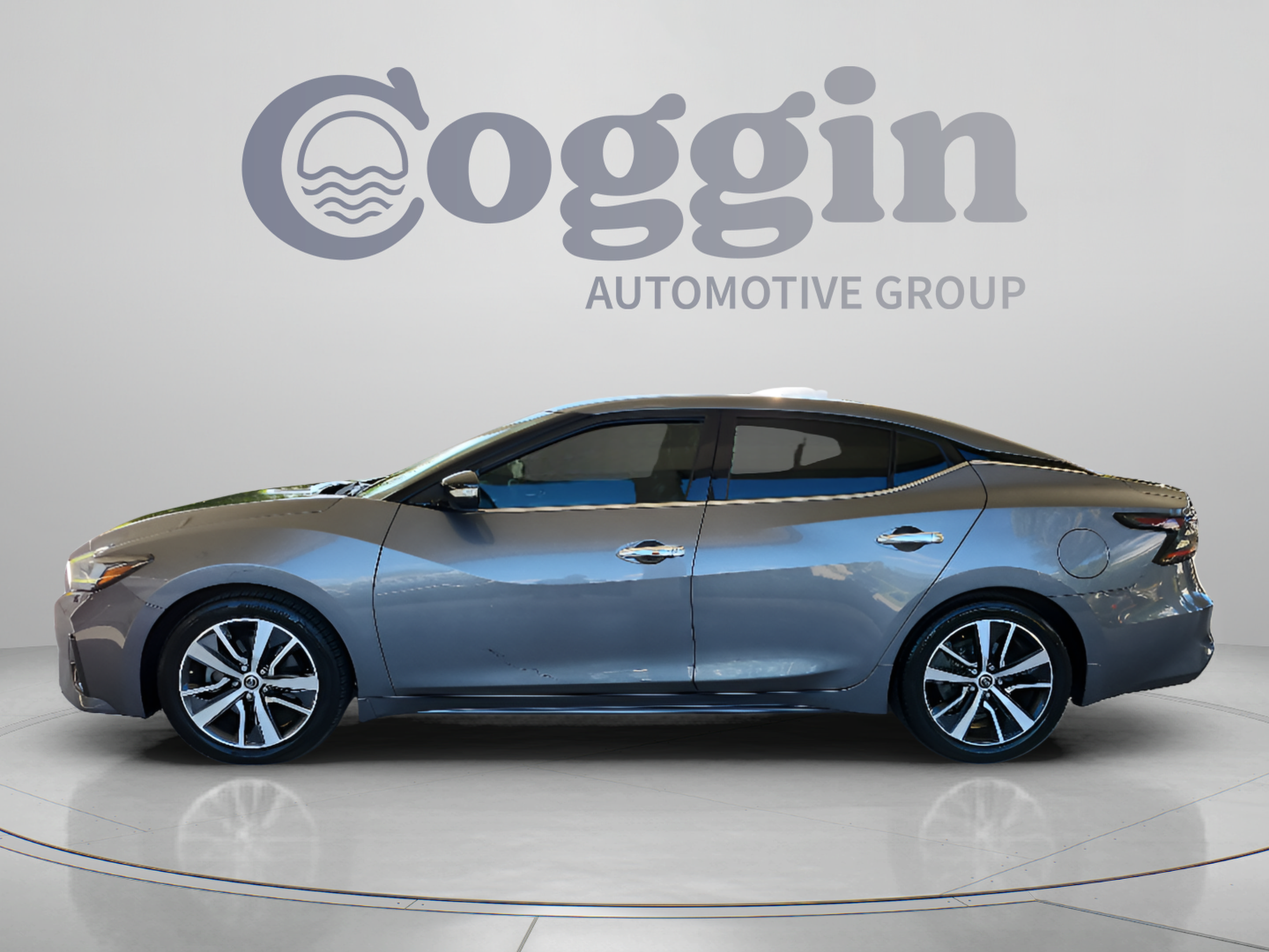 Used 2020 Nissan Maxima 3.5 SV w/ Floor Mat Group FWD image 2