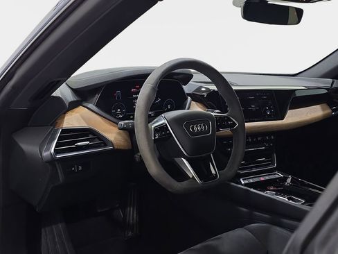 Used 2023 Audi e-tron GT Premium Plus AWD/4WD image 19