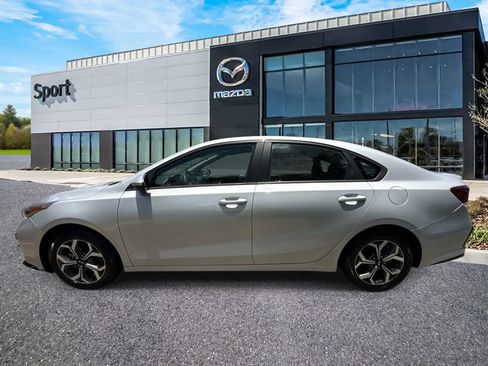 Used 2021 Kia Forte LXS FWD image 6