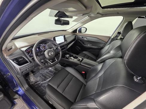 Used 2023 Nissan Rogue SL w/ SL Premium Package image 27