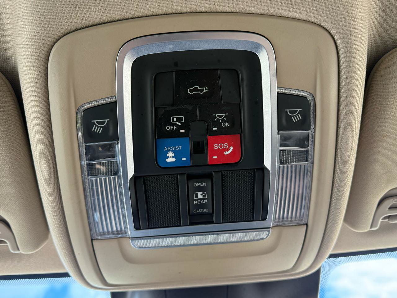Used 2020 RAM 3500 Laramie AWD/4WD image 56