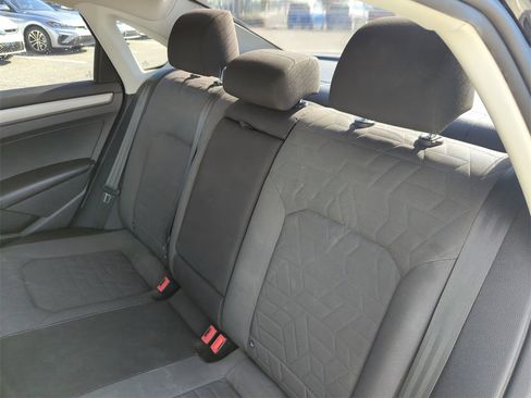 Used 2020 Volkswagen Passat 2.0T S image 27