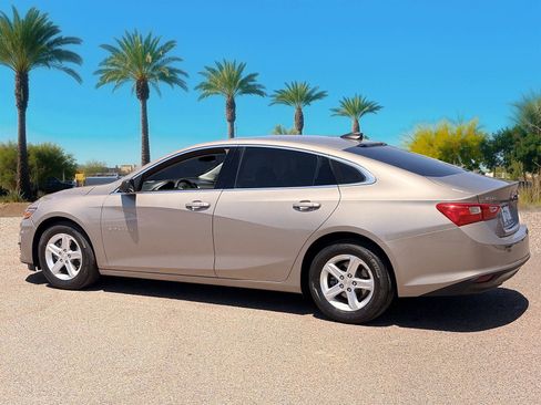 Used 2022 Chevrolet Malibu LS w/ LPO, Convenience Package 2 FWD image 3