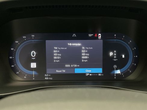 Used 2025 Volvo XC40 B5 Core image 13