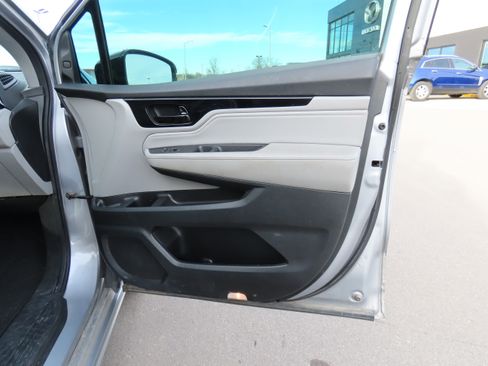 Used 2018 Honda Odyssey Elite image 8