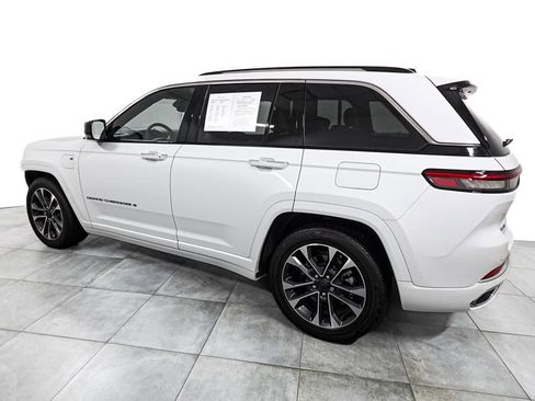 Used 2022 Jeep Grand Cherokee Overland AWD/4WD image 5