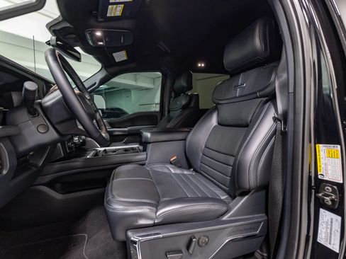 Used 2025 Ford F250 Platinum AWD/4WD image 40