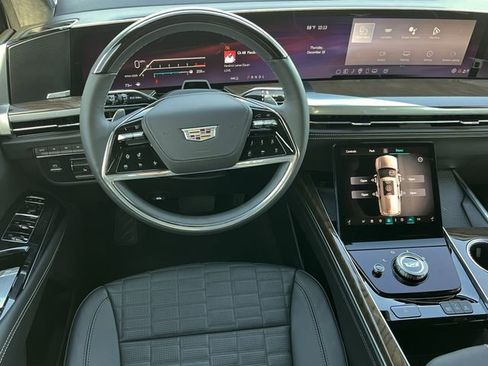 Certified 2026 Cadillac Escalade Platinum Sport image 14