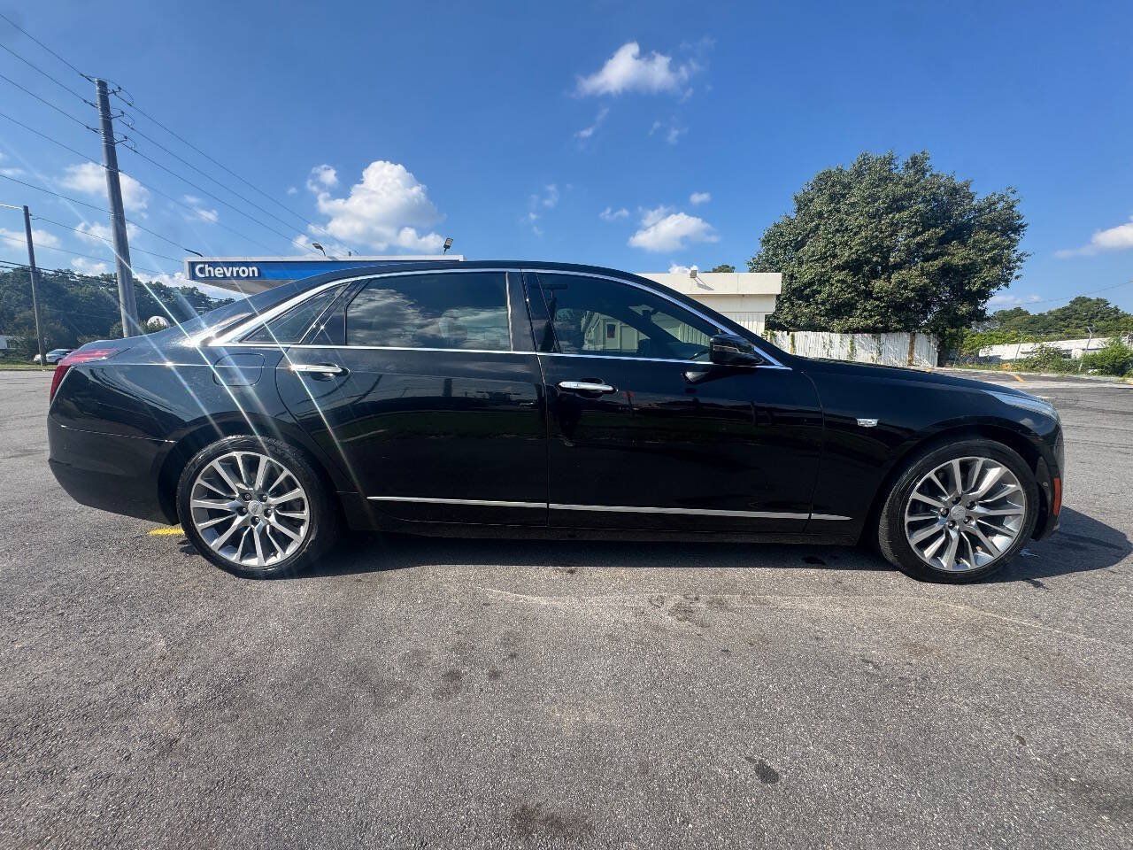 Used 2018 Cadillac CT6 Luxury AWD/4WD image 7
