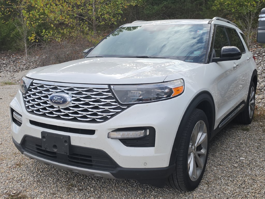 Used 2022 Ford Explorer Platinum w/ Equipment Group 601A AWD/4WD image 3