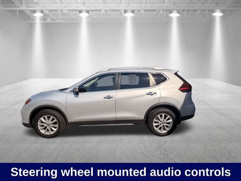 Used 2017 Nissan Rogue SV AWD/4WD image 7