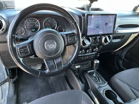 Used 2014 Jeep Wrangler Sahara w/ Dual Top Group AWD/4WD image 13
