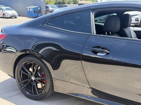 Used 2021 BMW 430i Coupe w/ M Sport Package RWD image 6