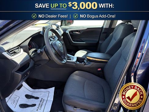 Used 2020 Toyota RAV4 XLE image 14