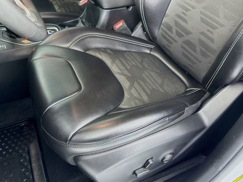 Used 2022 Jeep Cherokee Latitude image 23