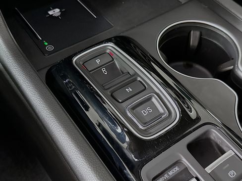 Certified 2025 Honda Pilot EX-L image 19