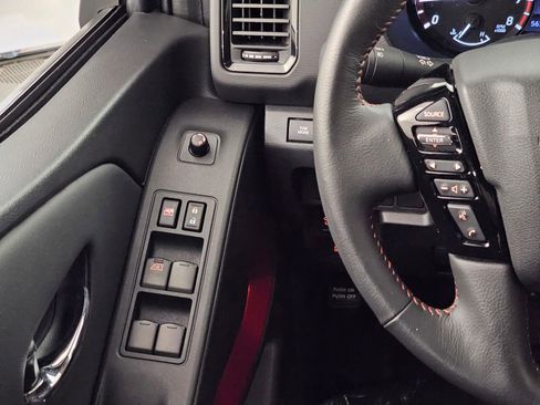 Used 2024 Nissan Frontier PRO-4X w/ Off-Road Protection Package image 22