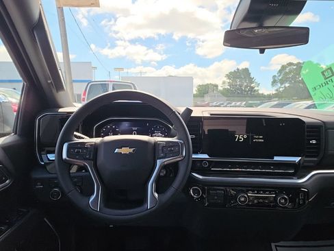 New 2026 Chevrolet Silverado 1500 LT AWD/4WD image 11
