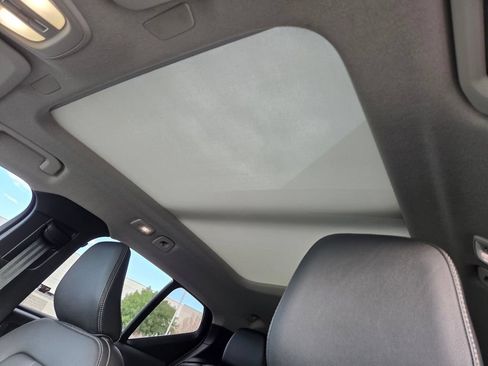 Certified 2024 Volvo XC40 B5 Core AWD/4WD image 14