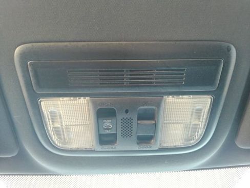 Used 2018 Honda Civic EX image 45