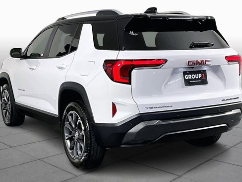 Used 2026 GMC Terrain Elevation w/ Elevation Premium Package image 12