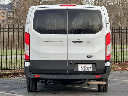 Used 2023 Ford Transit 350 XLT image 5