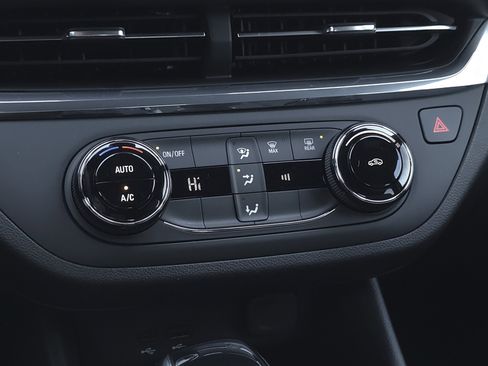 New 2026 Buick Envista Preferred image 15