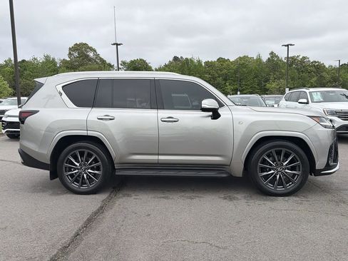 Used 2024 Lexus LX 600 F Sport image 6