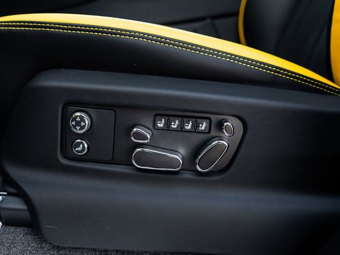 New 2026 Bentley Bentayga Speed image 26