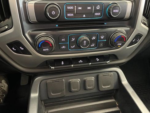 Used 2017 GMC Sierra 1500 SLE image 37