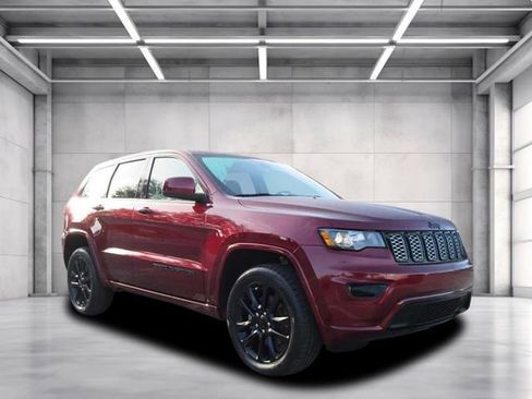 Used 2021 Jeep Grand Cherokee Laredo X image 1