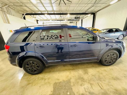 Used 2018 Dodge Journey SE image 5