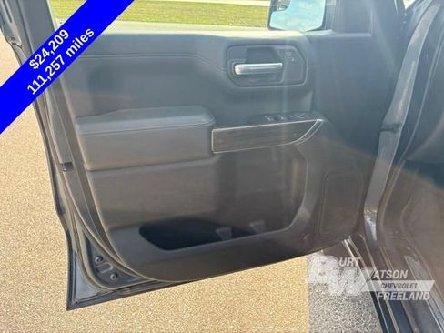 Used 2019 Chevrolet Silverado 1500 LT w/ All-Star Edition AWD/4WD image 11