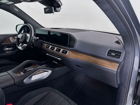 Certified 2023 Mercedes-Benz GLS 63 AMG 4MATIC image 33