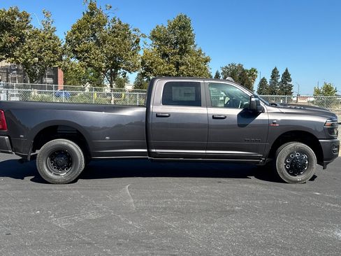 New 2026 RAM 3500 Laramie AWD/4WD image 2