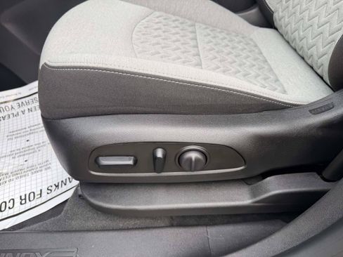 Certified 2024 Chevrolet Equinox LS w/ LS Convenience Package AWD/4WD image 15
