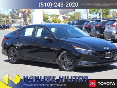 Used 2022 Hyundai Elantra SEL w/ Preferred Accessory Package