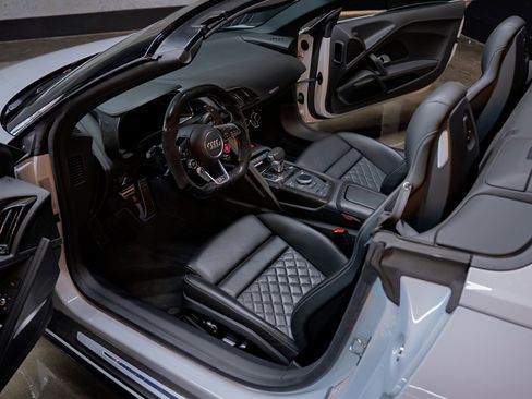 Used 2021 Audi R8 V10 performance image 9