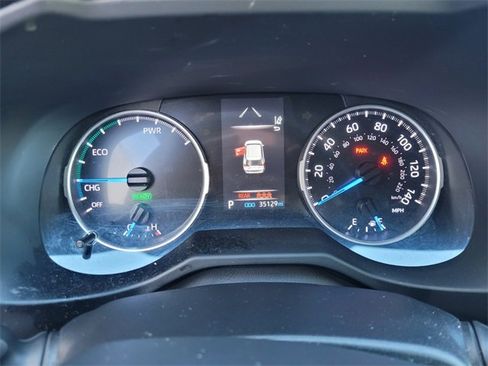 Used 2022 Toyota RAV4 LE image 31