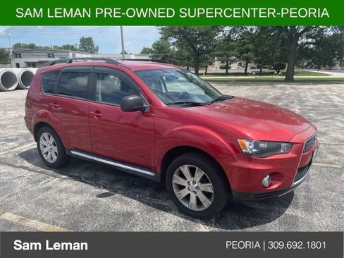 Used 2013 Mitsubishi Outlander SE AWD/4WD image 3