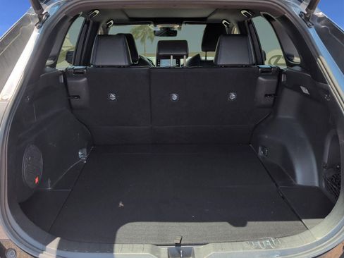 Used 2021 Toyota RAV4 XSE AWD/4WD image 27