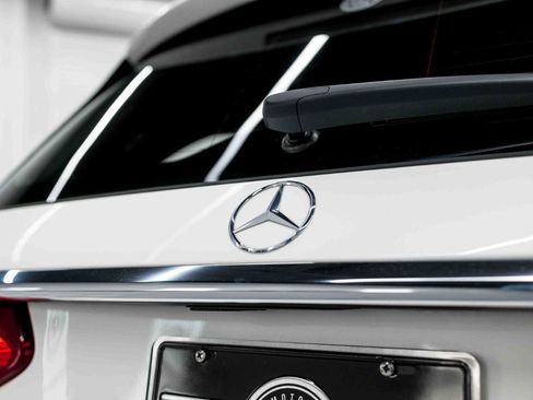 Used 2019 Mercedes-Benz E 63 AMG S image 28