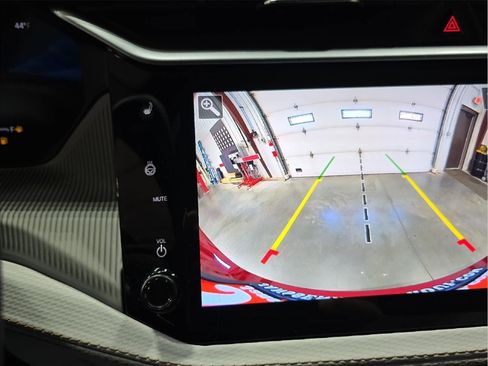 New 2026 Jeep Cherokee Limited image 17