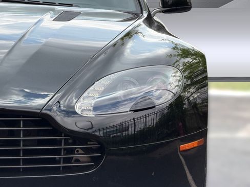 Used 2016 Aston Martin V8 Vantage GT image 11