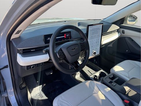 Used 2025 Ford Mustang Mach-E Premium RWD image 6