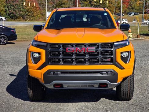 New 2026 GMC Canyon AT4 w/ LPO, Off Road Lift Package image 17