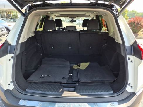 Certified 2023 Nissan Rogue SL AWD/4WD image 10