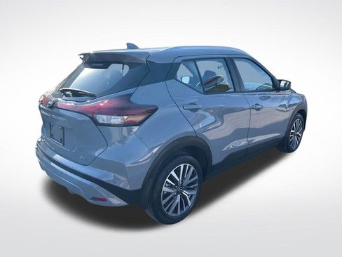 Used 2023 Nissan Kicks SV image 48