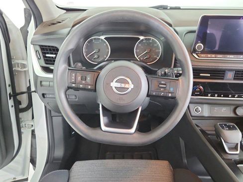 Used 2023 Nissan Rogue SV FWD image 19