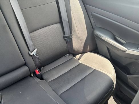 Used 2025 Nissan Altima 2.5 SV FWD image 36